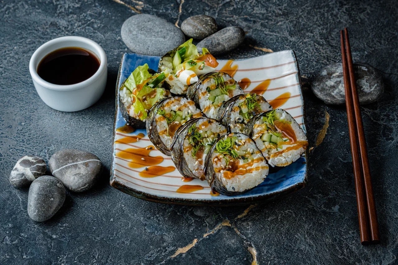 Ким Паб с лососем