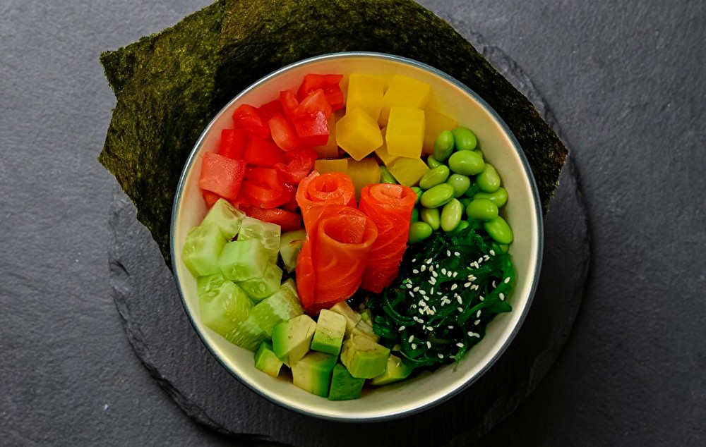 Поке с лососем