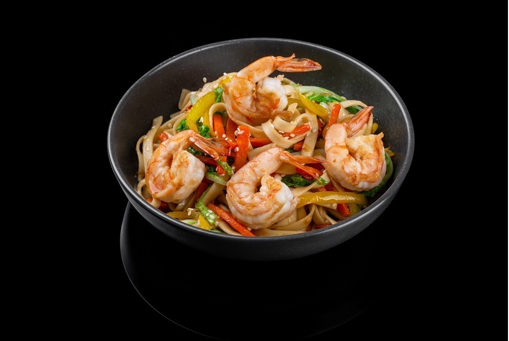 Лапша WOK с креветкой в соусе терияки