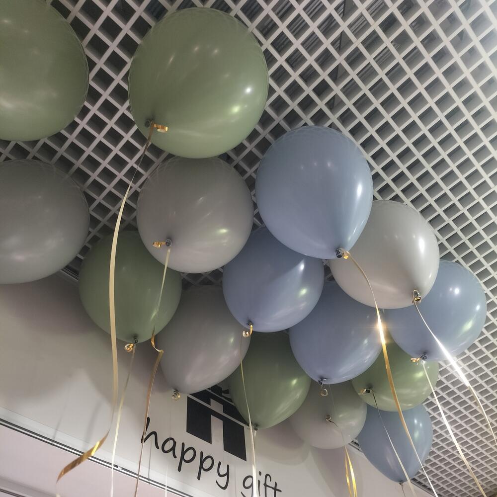 Воздушные шарики в потолок