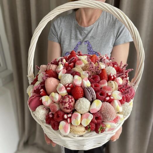 Сладкий набор клубника малина мармелад