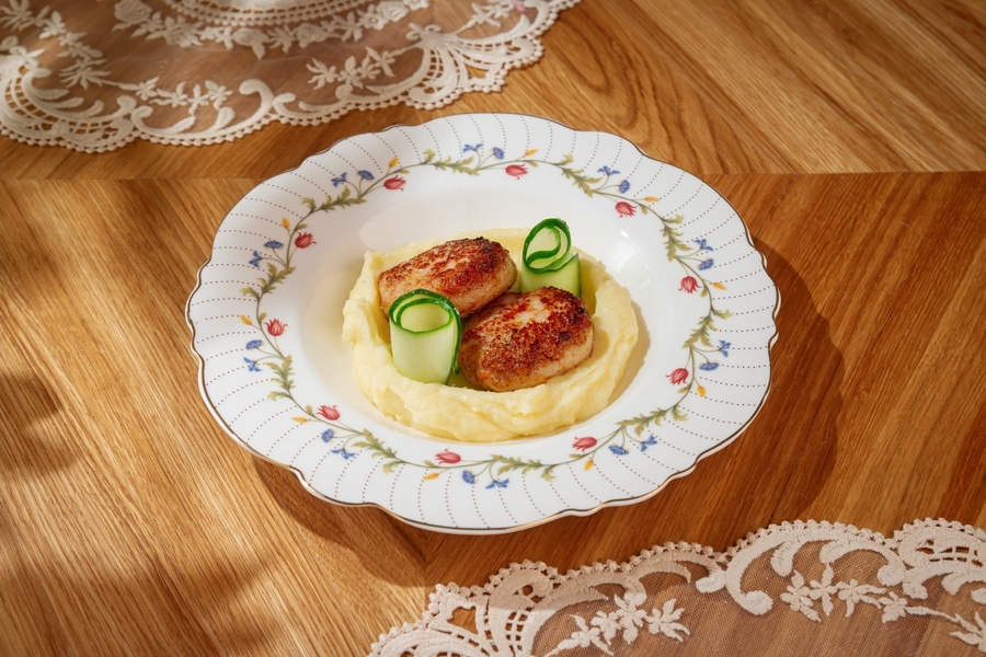 Куриные котлетки с карт пюре