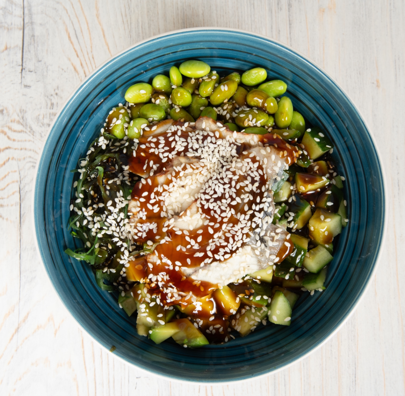 Поке с угрем 