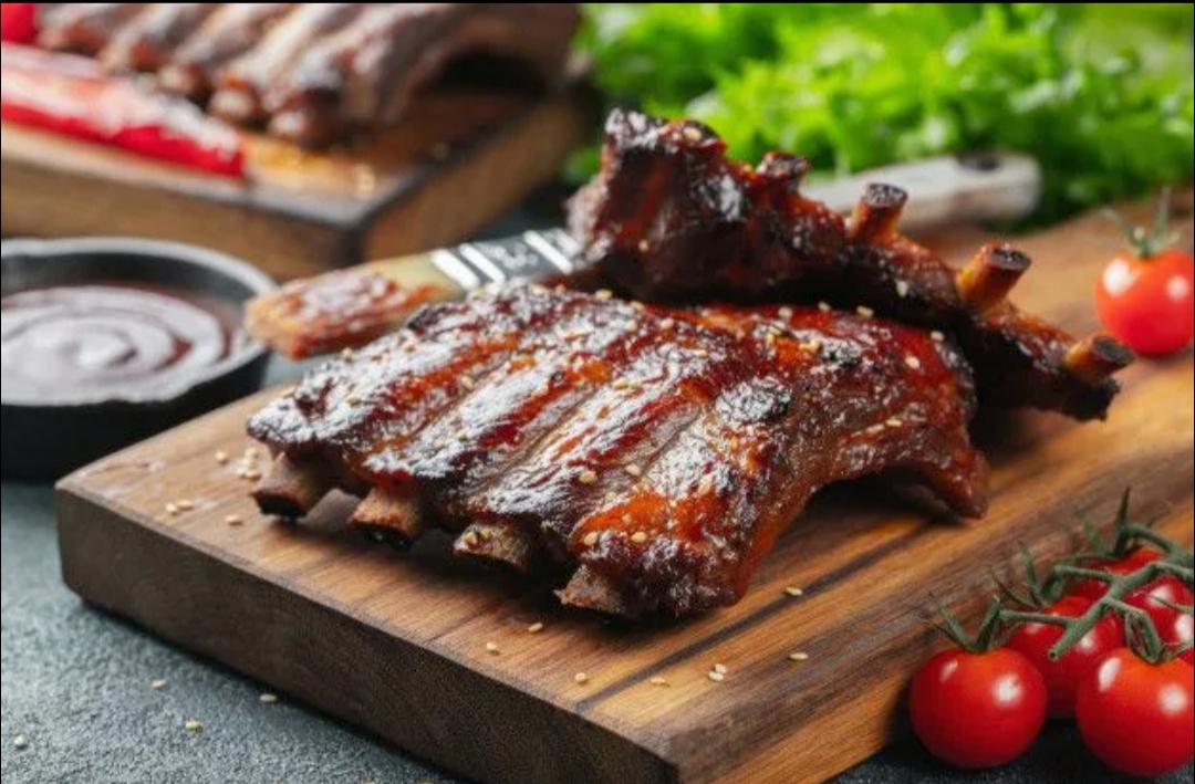 Ребра копченые в соусе BBQ