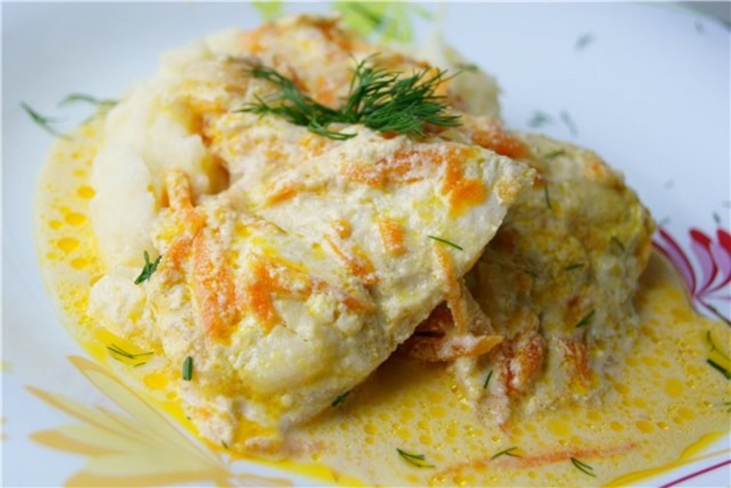 Минтай в сметане