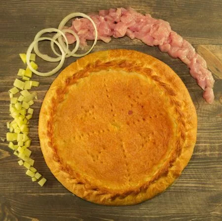 Пирог с курицей и картофелем 1800г.
