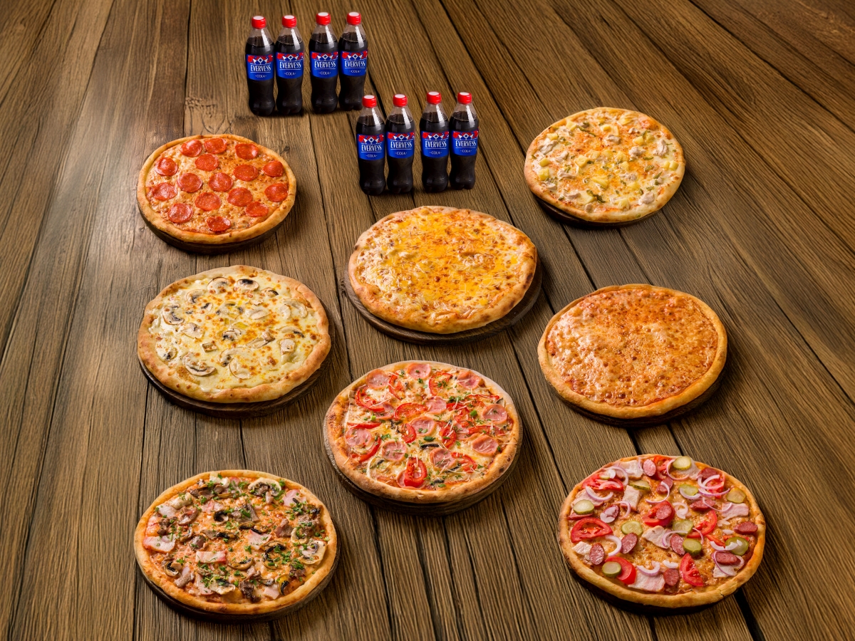 Сет Биг 8 пицц, Evervess Cola 8 бут