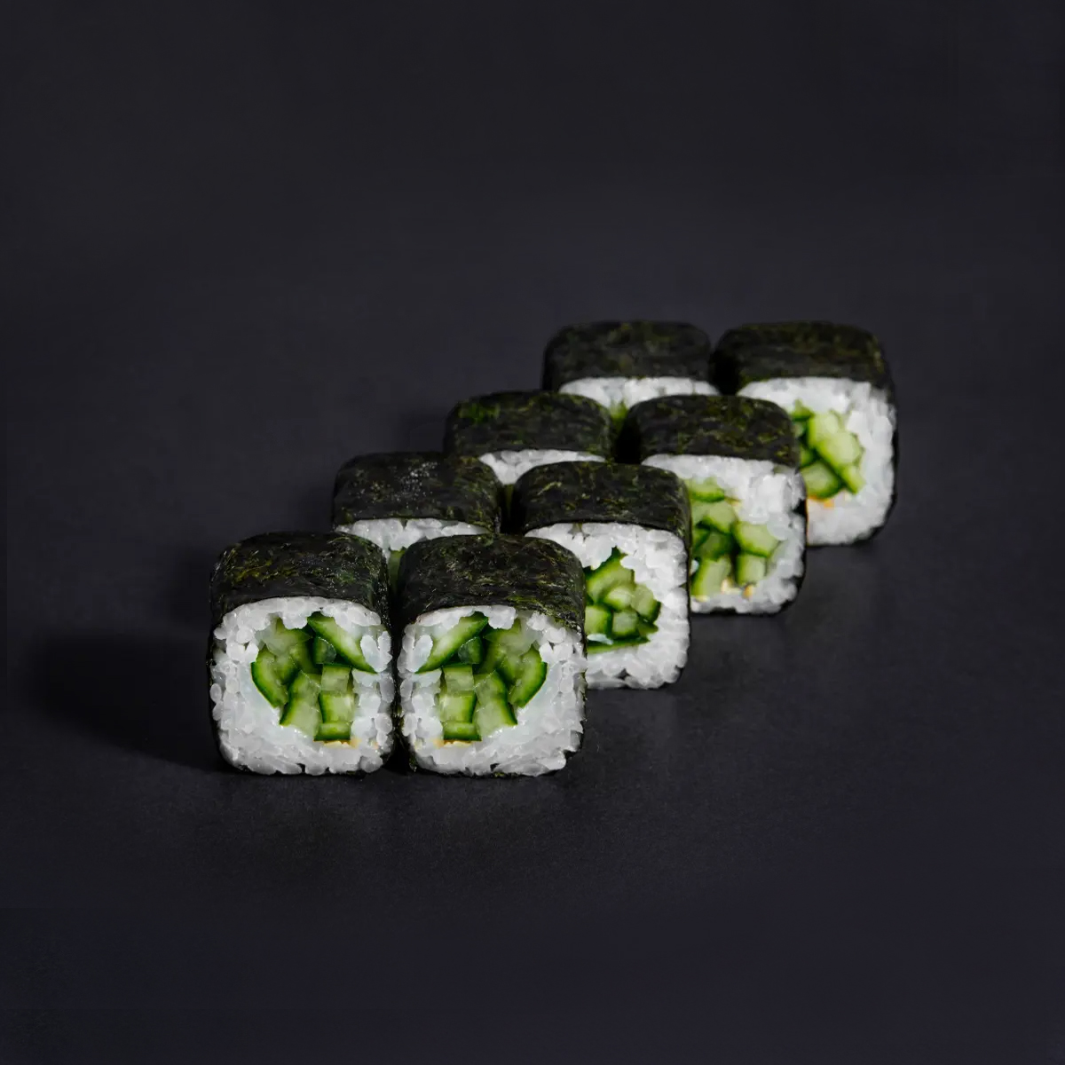 Ролл с огурцом