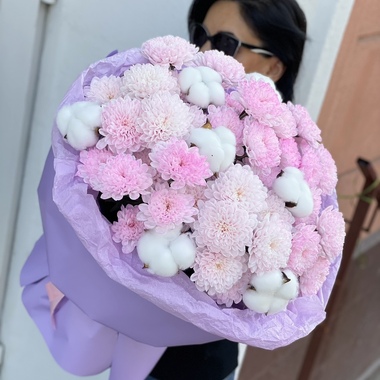 Букет "Пушистые хризантемы с хлопком"