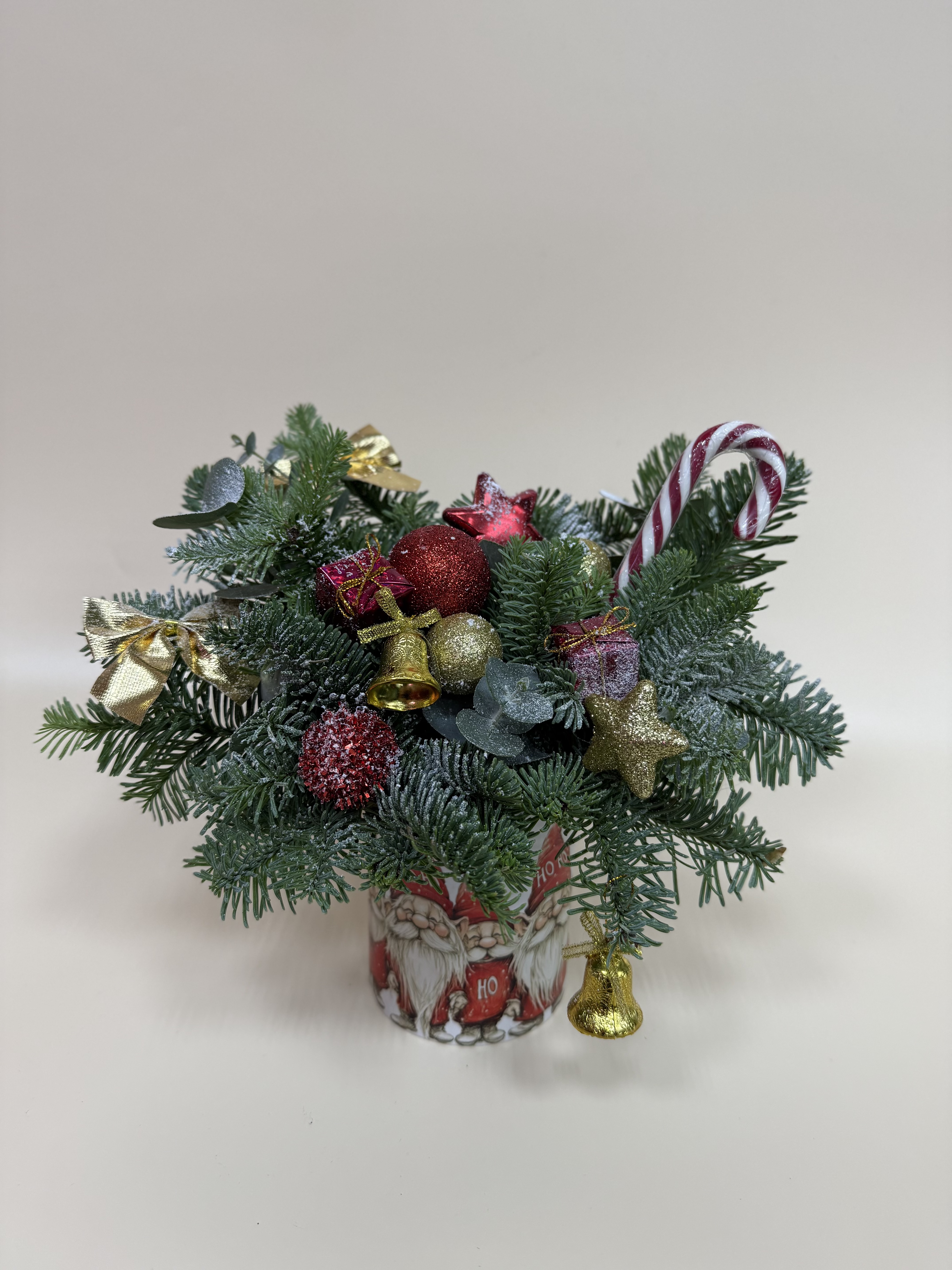 Композиция в кружке