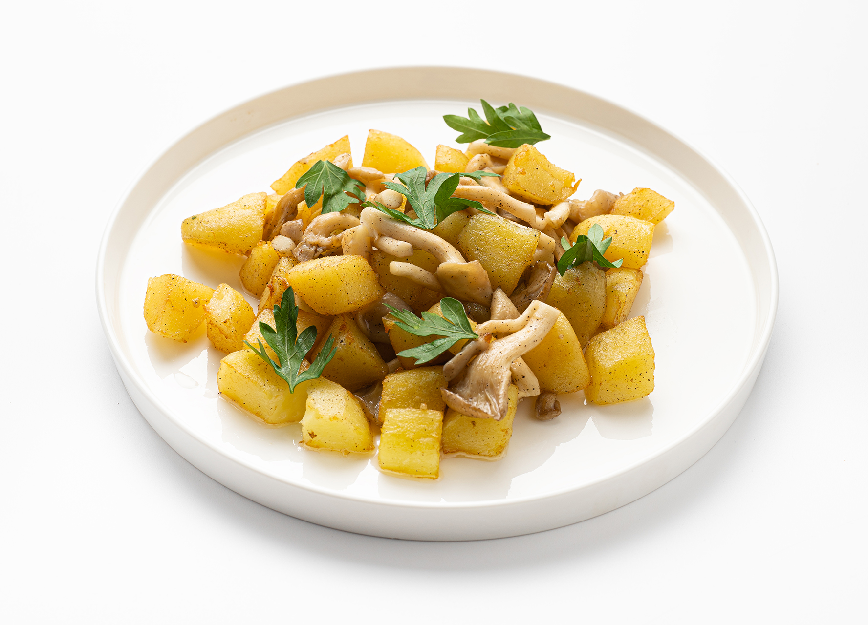 Жареный картофель с грибами