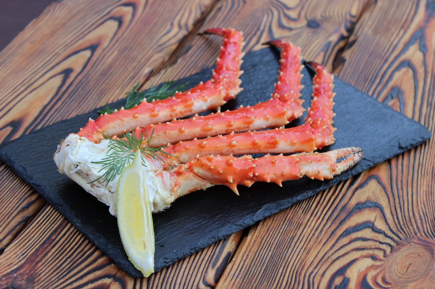 Клешни краба камчатского