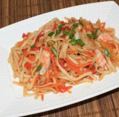 Лапша Wok со свин. с кревет. в устрич. соусе