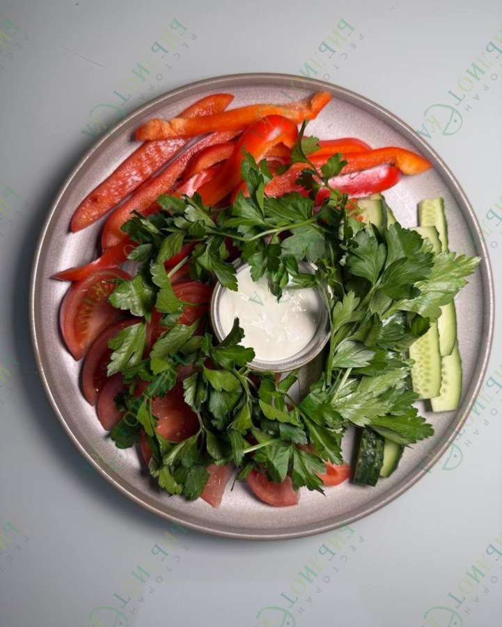 Овощная тарелка