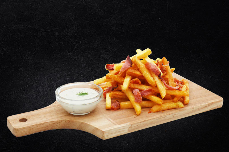 Картофель фри с беконом