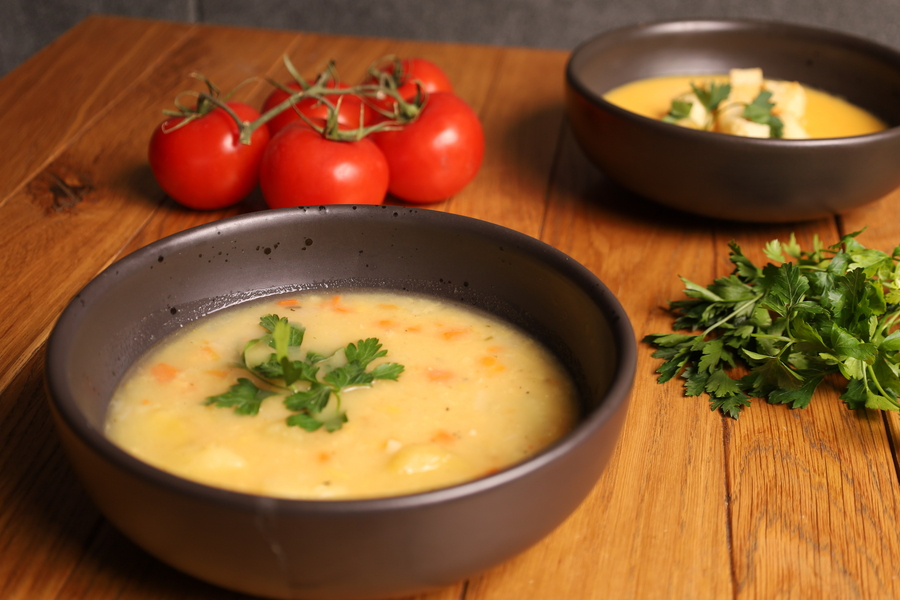 Суп гороховый с курицей