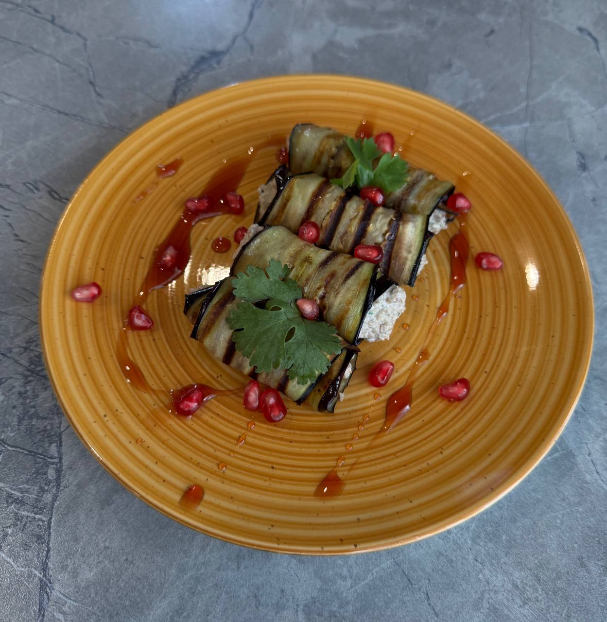 Рулетики из баклажанов (бадриджани) 