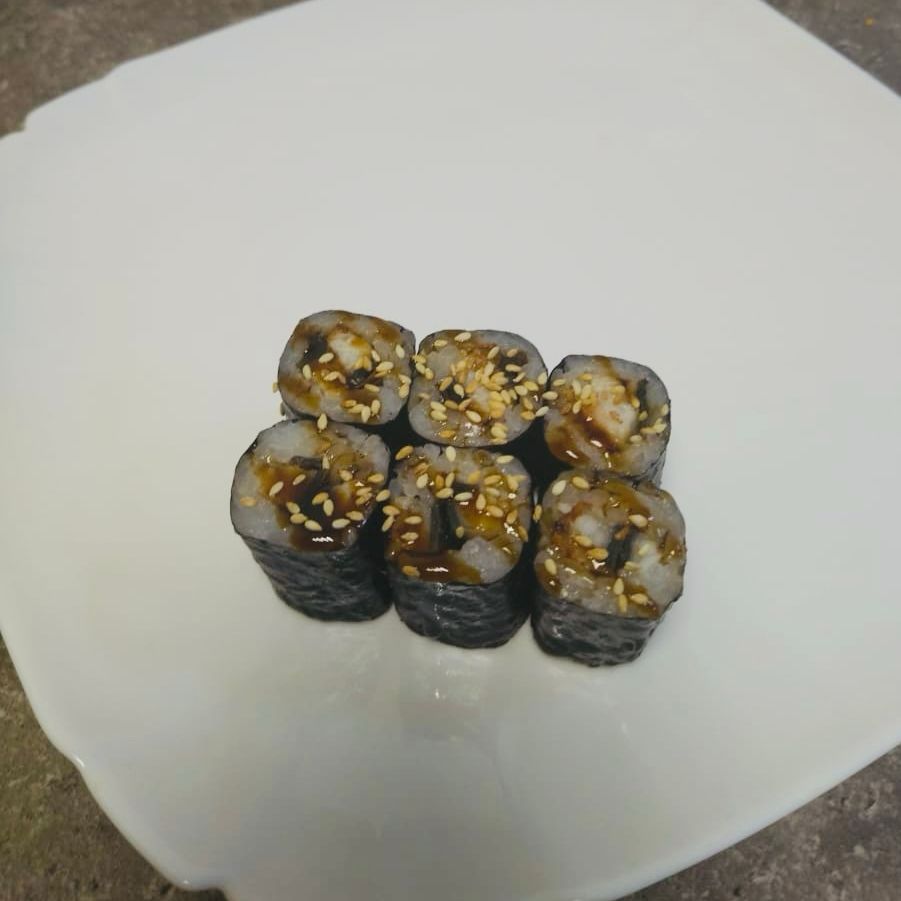 Мини-ролл Угорь