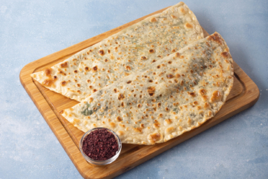 Кутаб с сыром и зеленью
