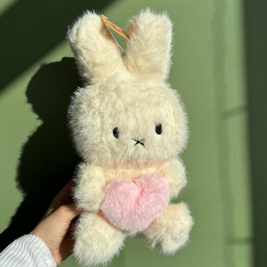 Зайка с сердцем