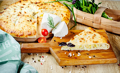 Картофчин с картофелем, и адыгейским сыром