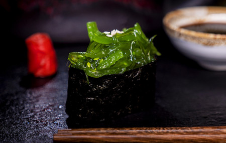 Суши с чукой