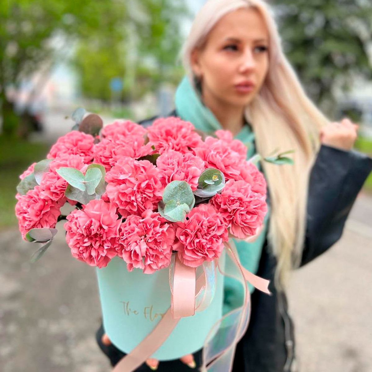 Стойкая коробочка из гвоздик, Арт. 251 (предзаказ)