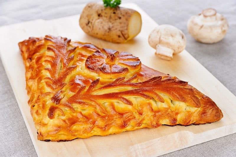 Пирог с картофелем и грибами 0.5 кг