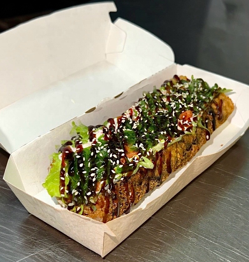 Ролл-дог с лососем 