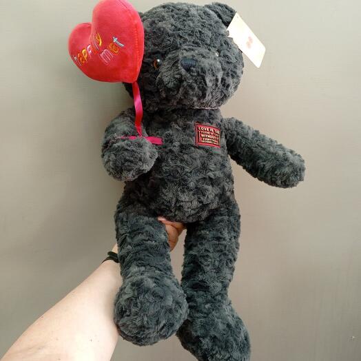 Мишка с красным сердечком