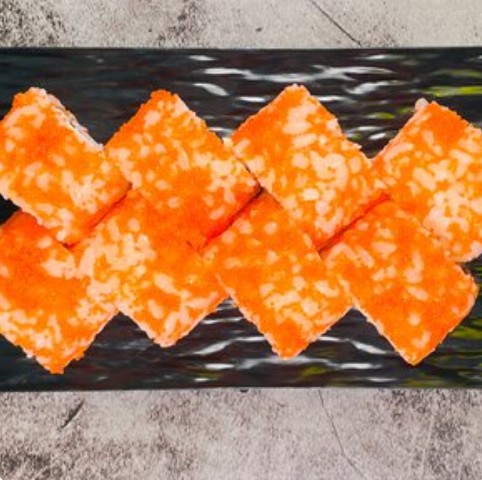 Ролл с масагой, сыр, омлет и краб