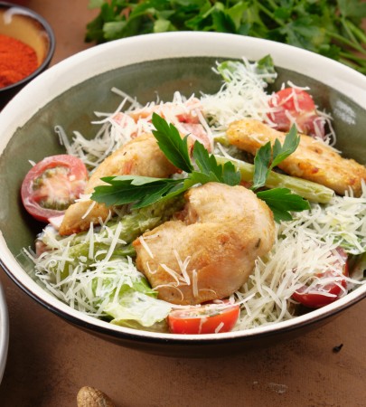 Салат «Цезарь с курицей»