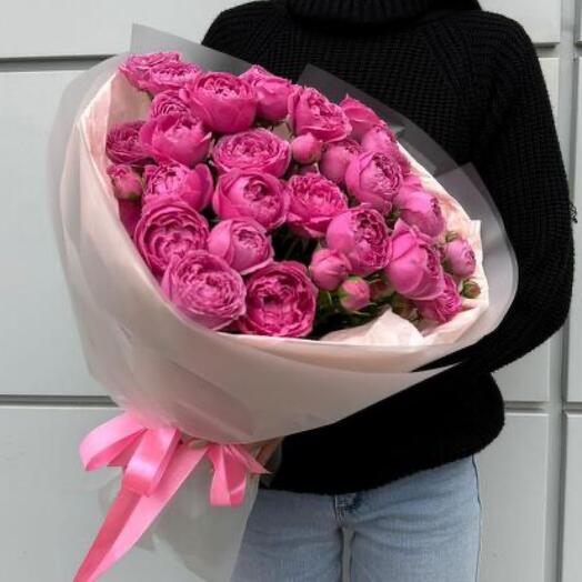 Монобукет из 9 пионовидная кустовая розы