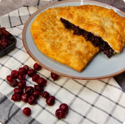 Чебурек с вишней