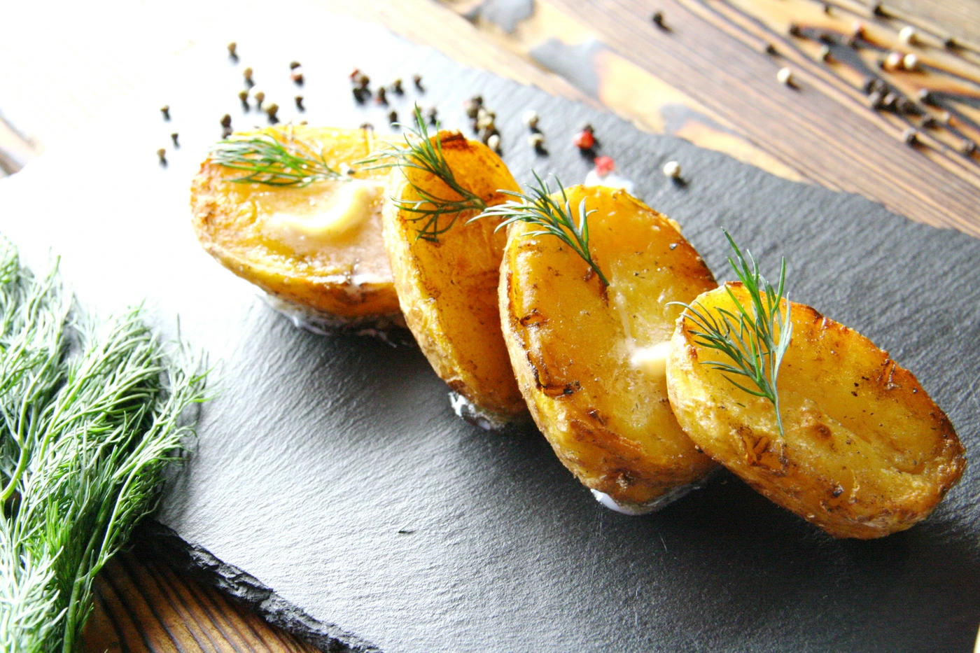 Картофель печеный со слив. маслом