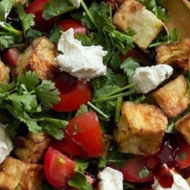 Салат с хрустящими баклажанами