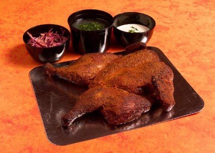 КОКО цыпленок в соусе Том Ям (1/2 цыпленка)