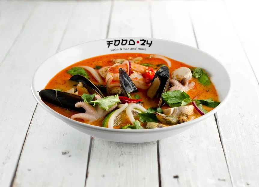 Том Ям с морепродуктами