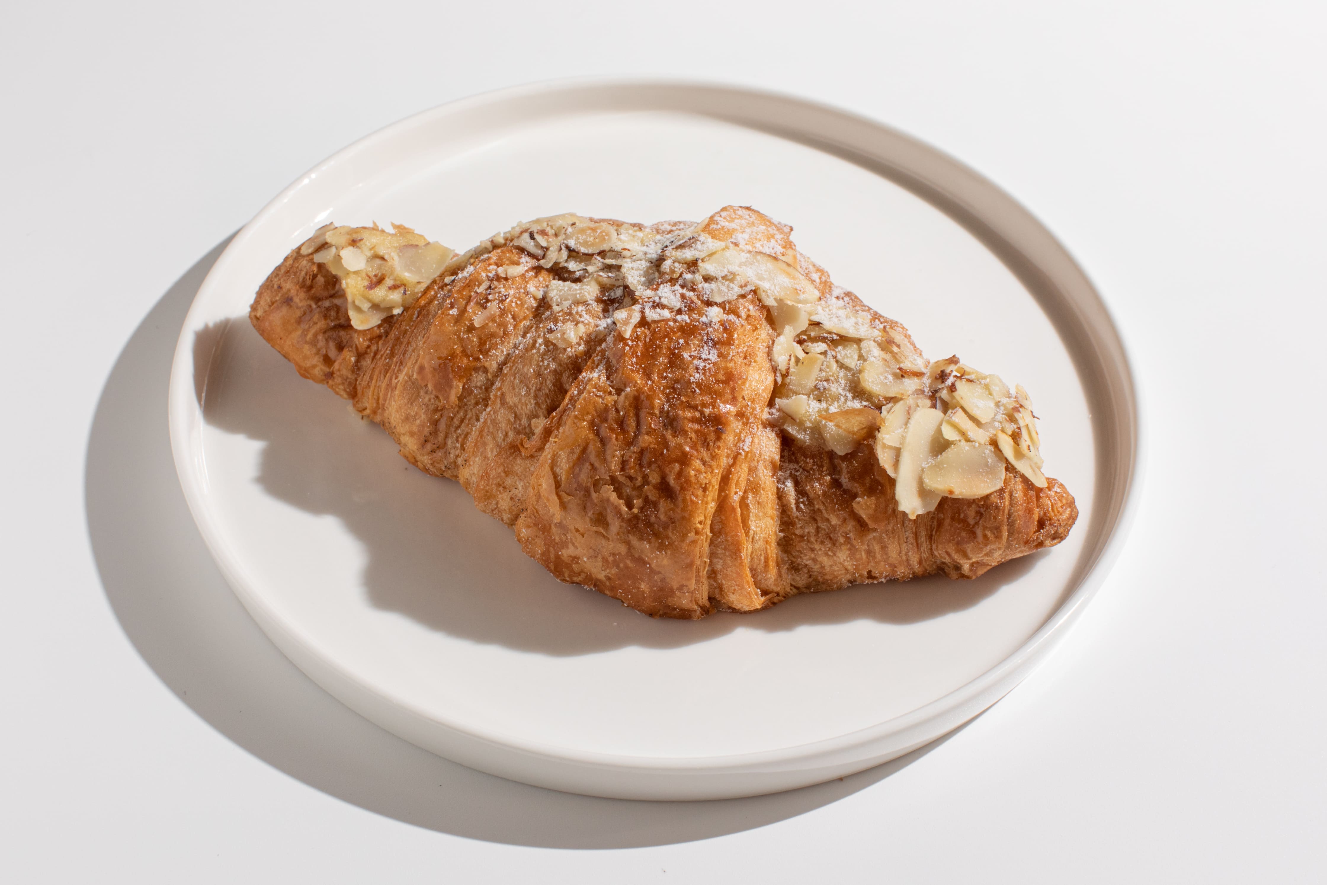 Круассан миндальный