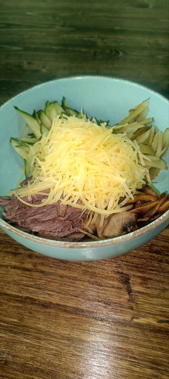 Телятина с грибами