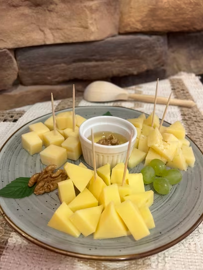 Сырная тарелка