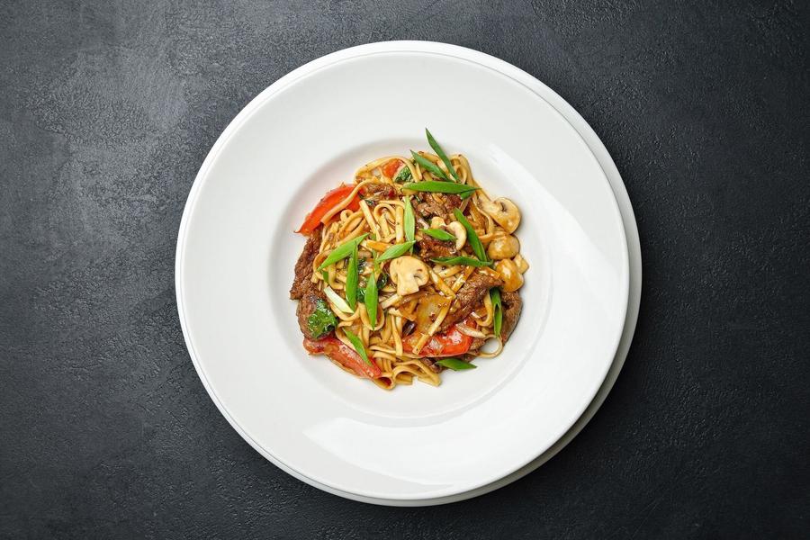 WOK с мраморной говядиной