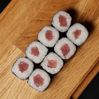 Хосомаки с тунцом