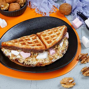 Вафля с Нутеллой и маршмеллоу