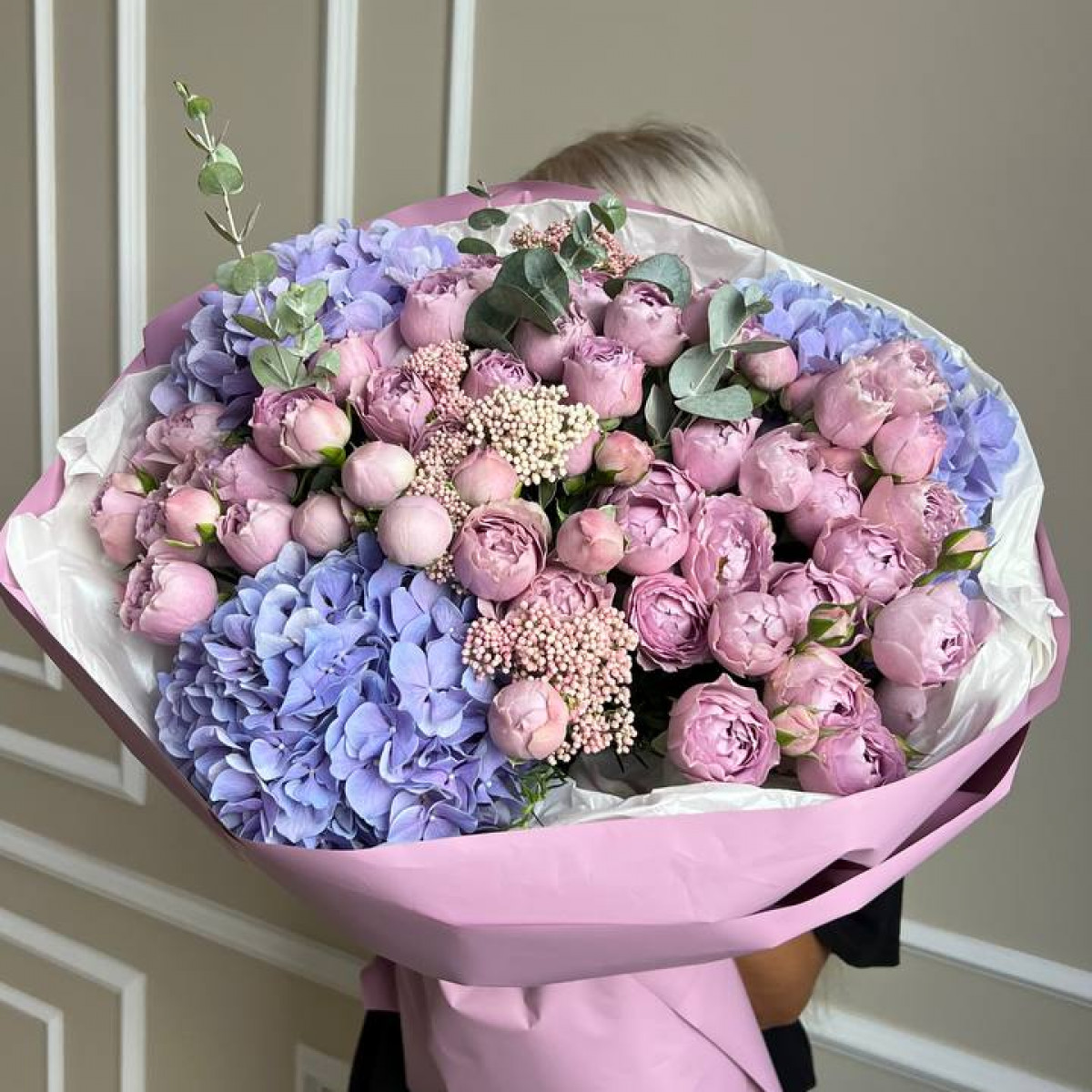 Авторский букет (предзаказ) 325