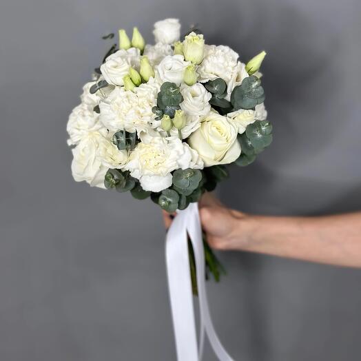 Букет невесты эустома Роза диантус эвкалипт