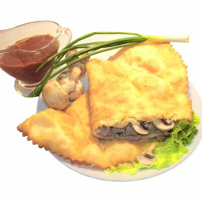Чебурек с курицей и грибами
