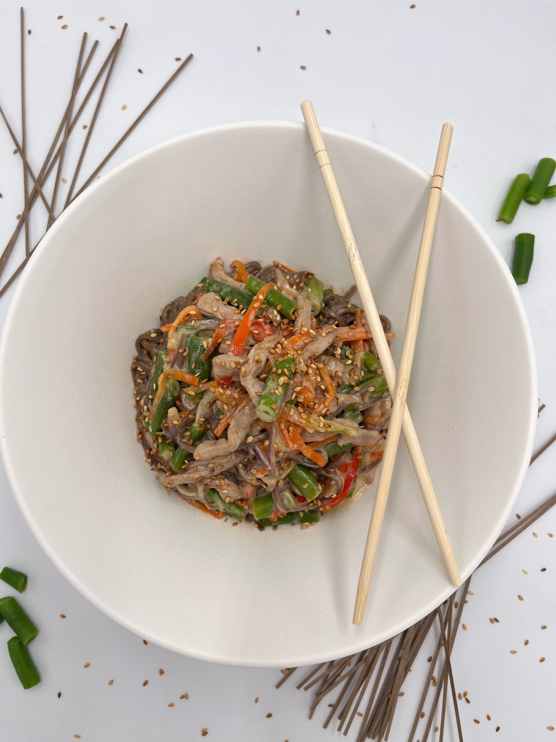 WOK Соба со свининой в сл-чесноч. соусе