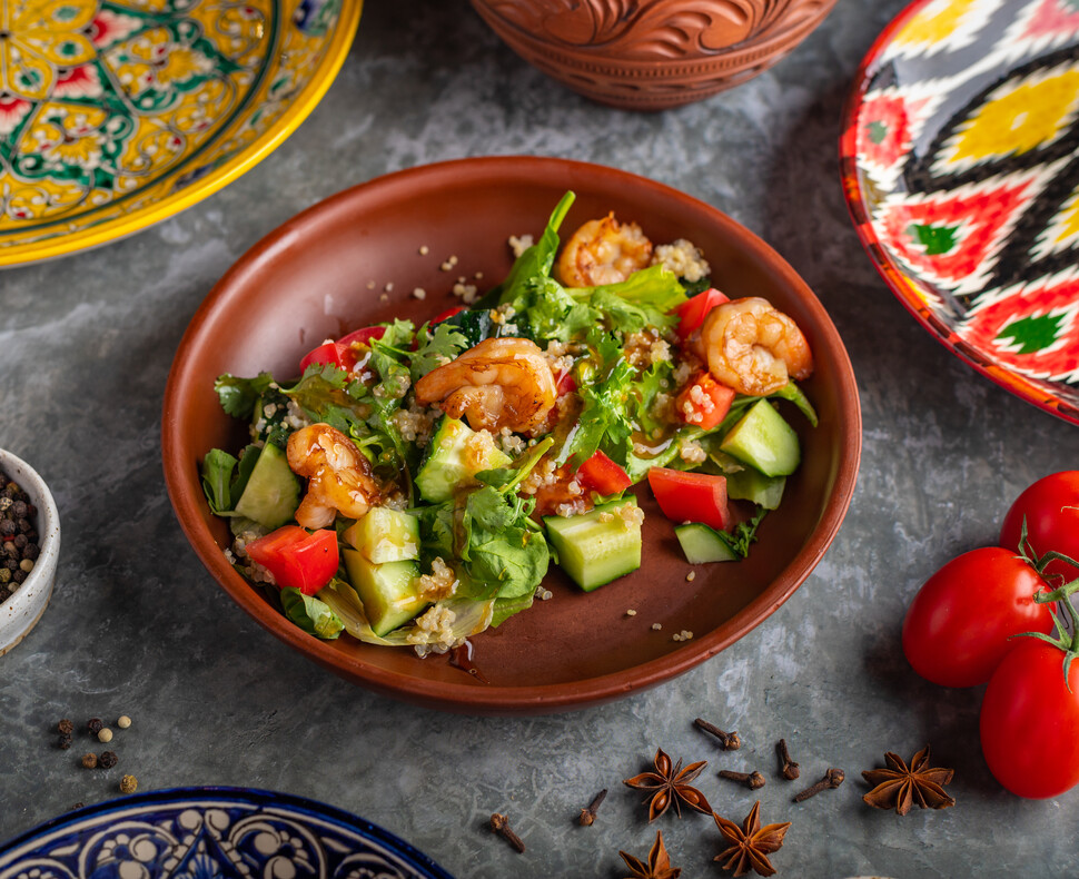 Салат Киноа с креветками