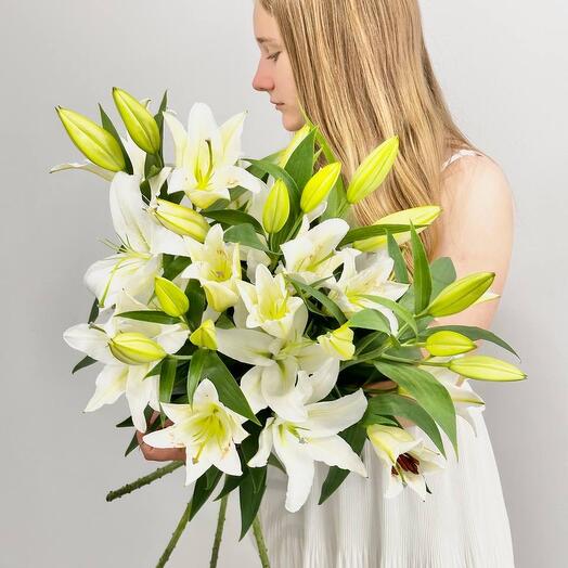 Букет «Чувствуй» из 7 лилий